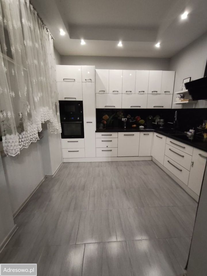 Mieszkanie 3-pokojowe Nysa, ul. Otmuchowska. Zdjęcie 3