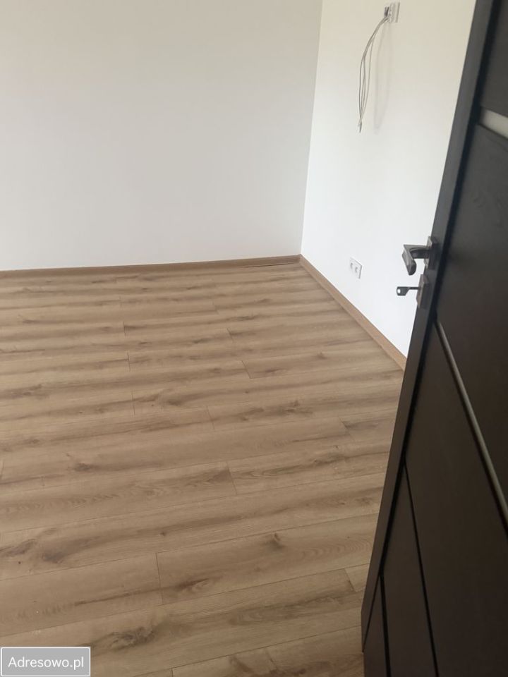 dom wolnostojący, 4 pokoje Pogwizdów. Zdjęcie 9