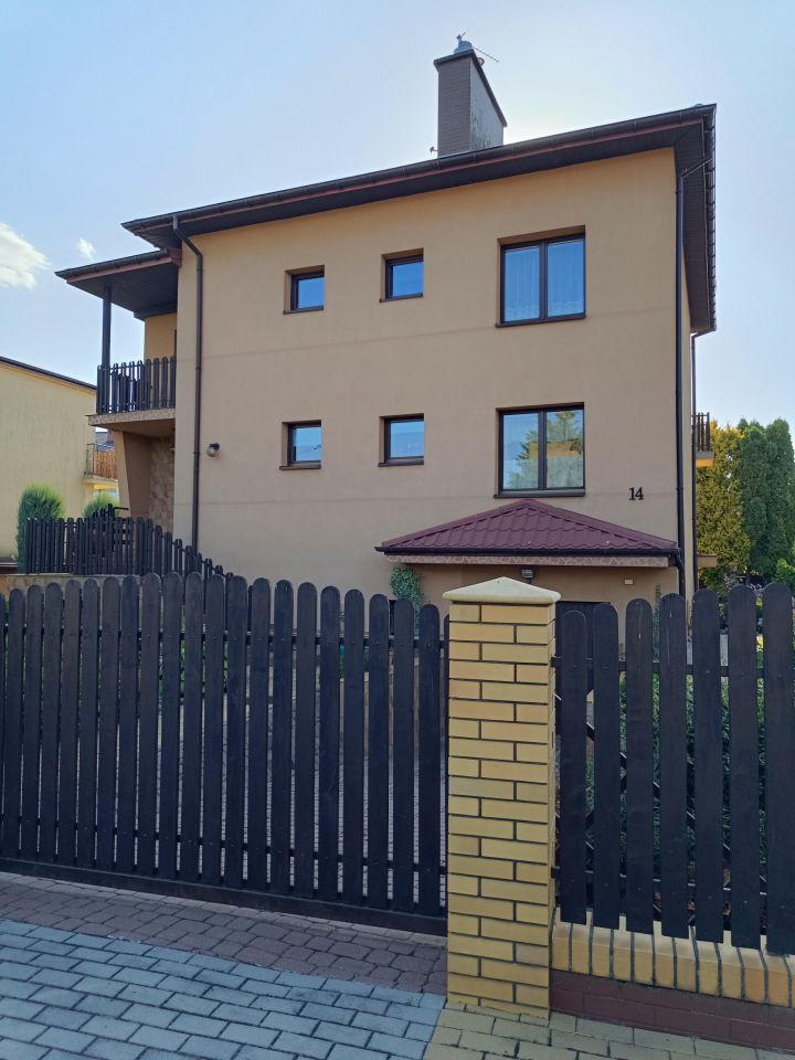 dom wolnostojący, 4 pokoje Sandomierz, ul. Retmańska. Zdjęcie 1