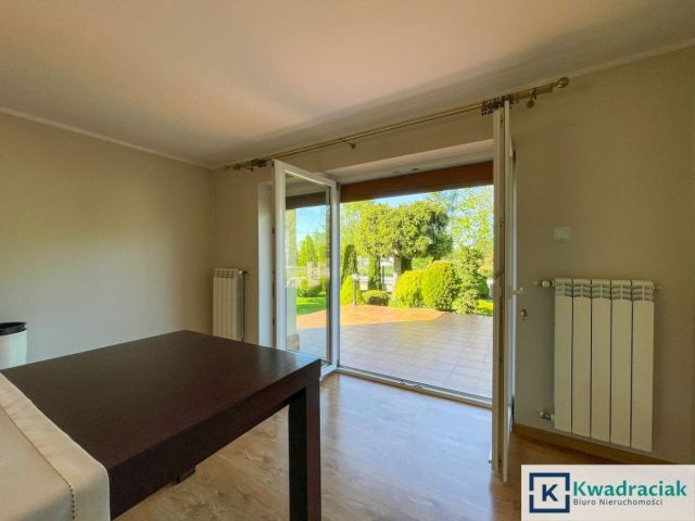 dom wolnostojący, 5 pokoi Besko, ul. Wiejska. Zdjęcie 10