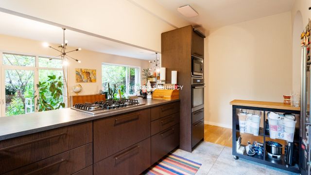 dom szeregowy, 6 pokoi Kraków Zwierzyniec, ul. Jesionowa. Zdjęcie 7