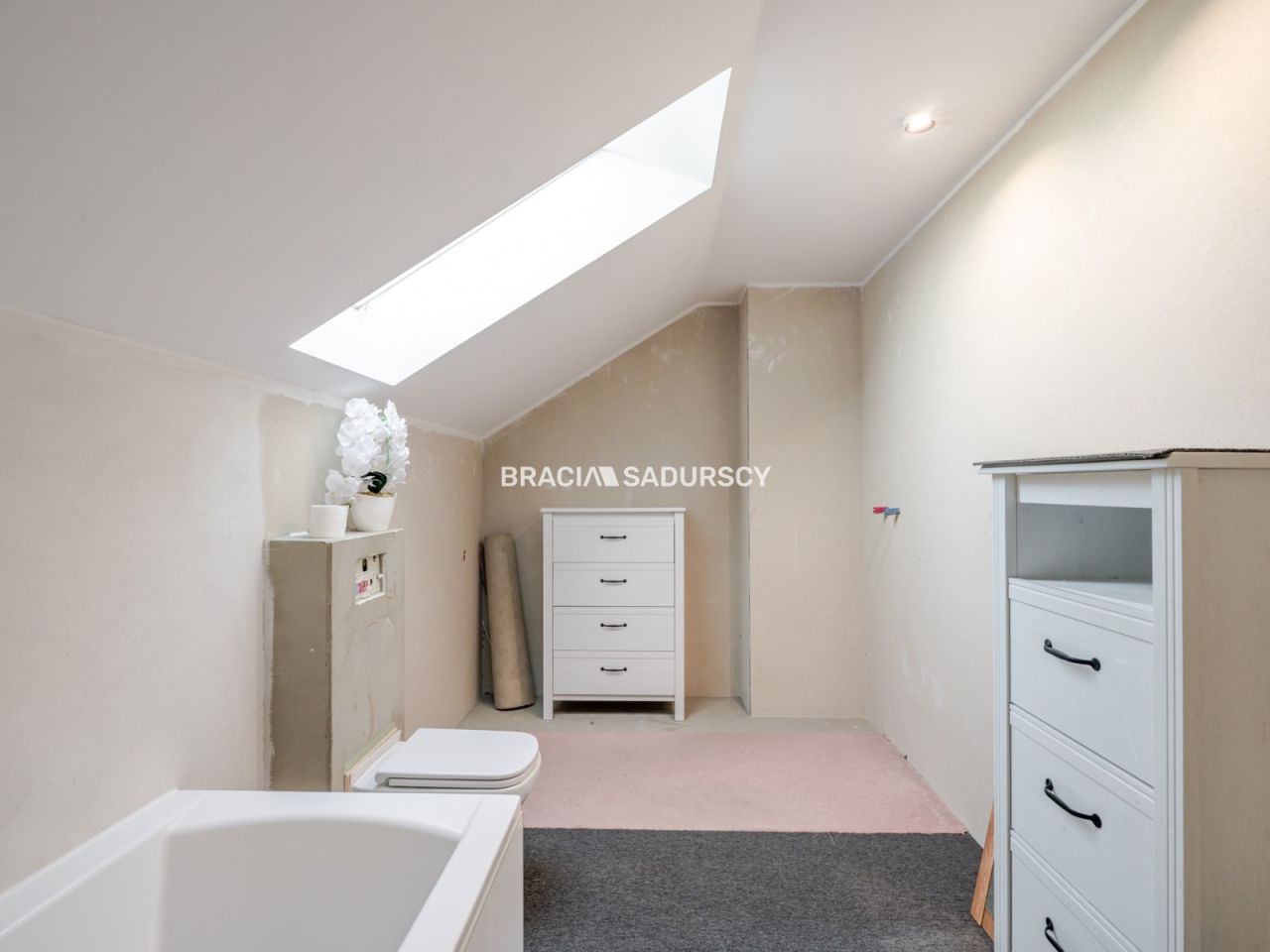 dom wolnostojący, 5 pokoi Krzyszkowice. Zdjęcie 27