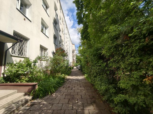 Mieszkanie 2-pokojowe Warszawa Sielce, ul. Iwicka. Zdjęcie 1