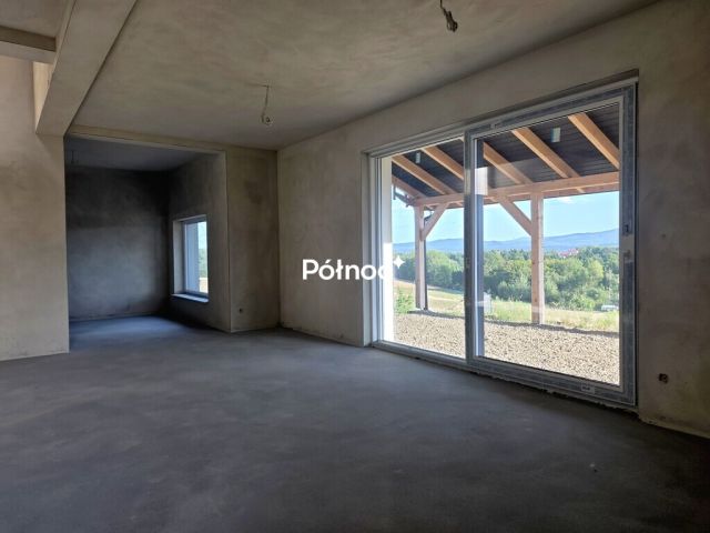 dom wolnostojący, 4 pokoje Kobylec. Zdjęcie 2