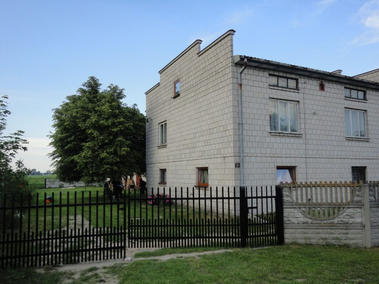 dom wolnostojący, 5 pokoi Brzezinki Nowe. Zdjęcie 10