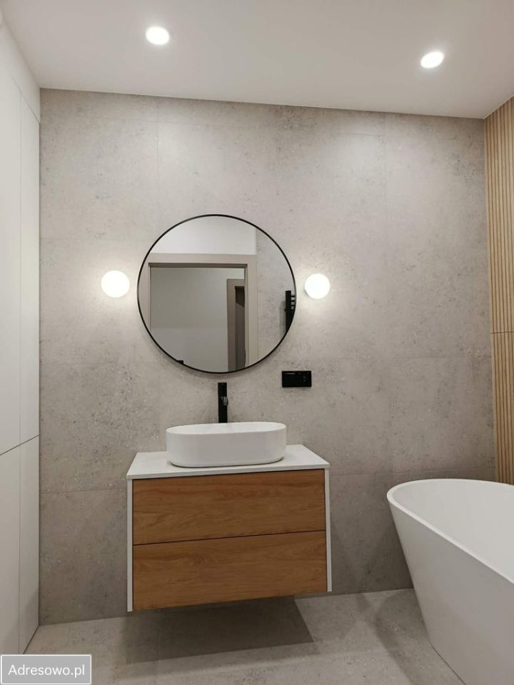 Mieszkanie 3-pokojowe Zaczernie. Zdjęcie 2