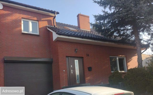 bliźniak, 4 pokoje Świecie, ul. Sygietyńskiego. Zdjęcie 1