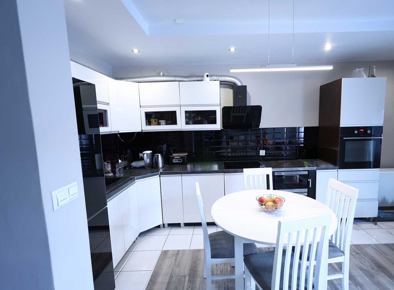 Mieszkanie 3-pokojowe Skarbimierz-Osiedle, ul. Klonowa. Zdjęcie 1