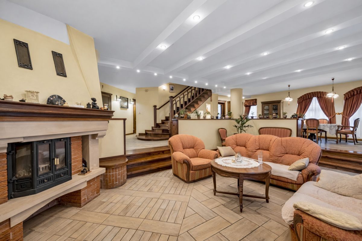 dom wolnostojący, 6 pokoi Piastów, ul. Orła Białego. Zdjęcie 3