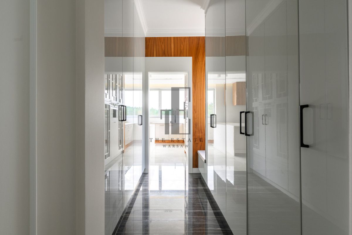 dom wolnostojący, 10 pokoi Famułki Brochowskie. Zdjęcie 16