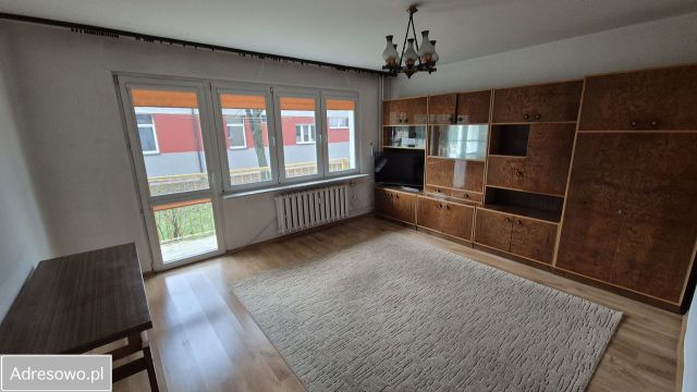 Mieszkanie 3-pokojowe Ostrowiec Świętokrzyski, os. Pułanki. Zdjęcie 1