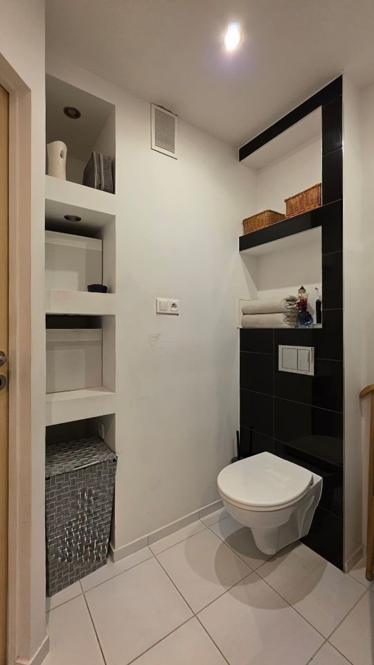 Mieszkanie 3-pokojowe Piła. Zdjęcie 2