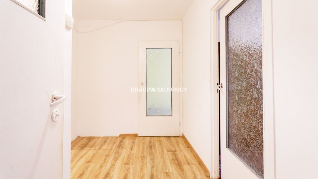 Mieszkanie 4-pokojowe Kraków Czyżyny, os. Dywizjonu 303. Zdjęcie 19