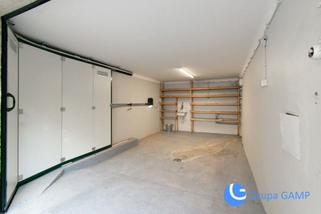 Garaż/miejsce parkingowe Kraków, ul. Fryderyka Chopina. Zdjęcie 4