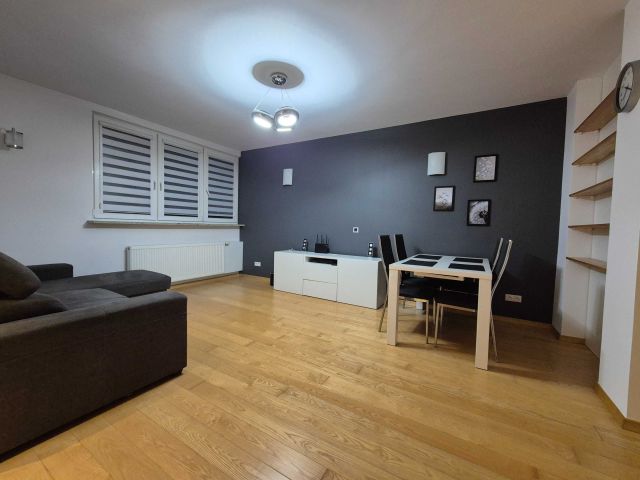 Mieszkanie 2-pokojowe Łódź Górna, ul. Konstantego Ciołkowskiego. Zdjęcie 1