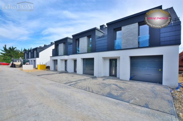 bliźniak, 4 pokoje Kraków Swoszowice, ul. Mirosława Krzyżańskiego. Zdjęcie 1