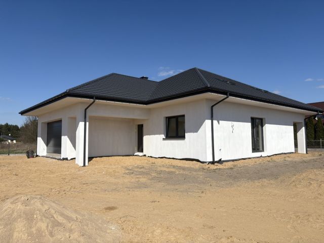 dom, 4 pokoje Stok Lacki-Folwark, ul. Piaskowa. Zdjęcie 1