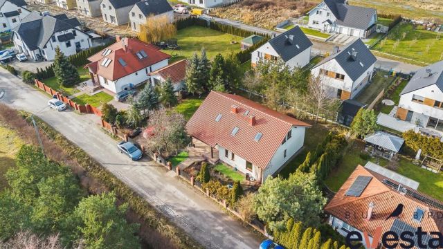 dom wolnostojący, 7 pokoi Pruszowice, ul. Osiedlowa. Zdjęcie 17