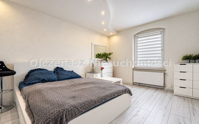 Mieszkanie 3-pokojowe Bydgoszcz Śródmieście. Zdjęcie 7