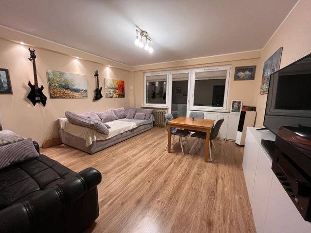 Mieszkanie 4-pokojowe Szczecin Bukowe, ul. Seledynowa. Zdjęcie 1