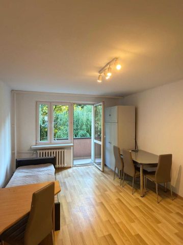 Mieszkanie 3-pokojowe Kraków Wzgórza Krzesławickie, ul. Urbanistów. Zdjęcie 1