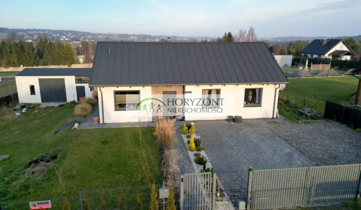 dom wolnostojący, 4 pokoje Przyjaźń