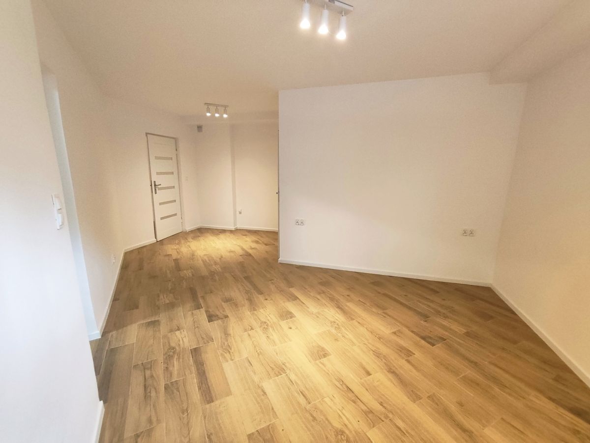 dom szeregowy, 8 pokoi Warszawa Mokotów, ul. Cypryjska. Zdjęcie 15