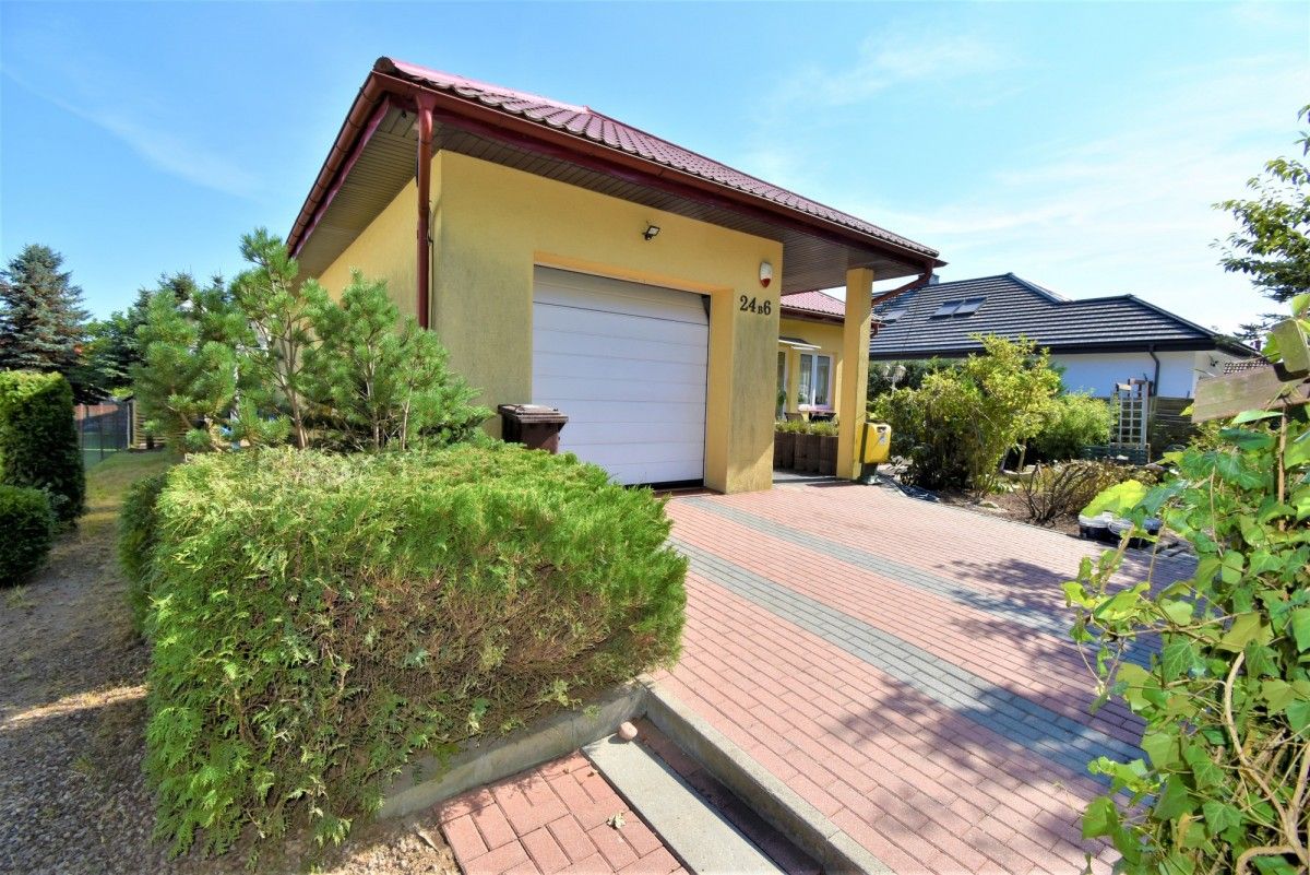 dom wolnostojący, 4 pokoje Reda, al. Lipowa. Zdjęcie 1