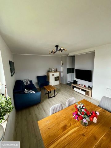 Mieszkanie 3-pokojowe Września, ul. Antoniego Gendka. Zdjęcie 1