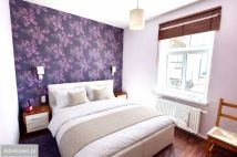 Mieszkanie 3-pokojowe Niemodlin, ul. Rynek. Zdjęcie 1