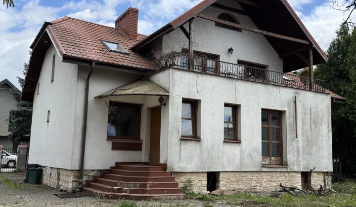 dom wolnostojący, 8 pokoi Teresin, ul. 1 Maja