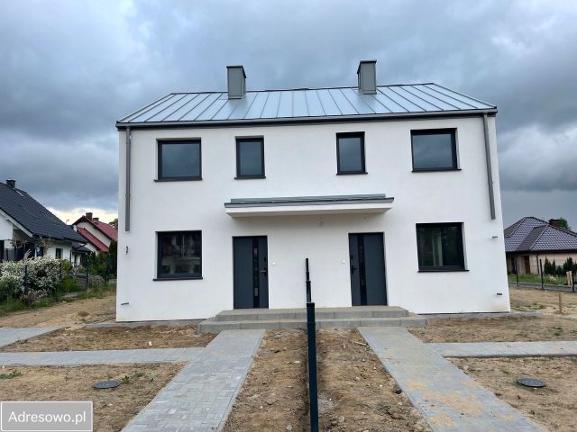 bliźniak, 5 pokoi Choszczno. Zdjęcie 1