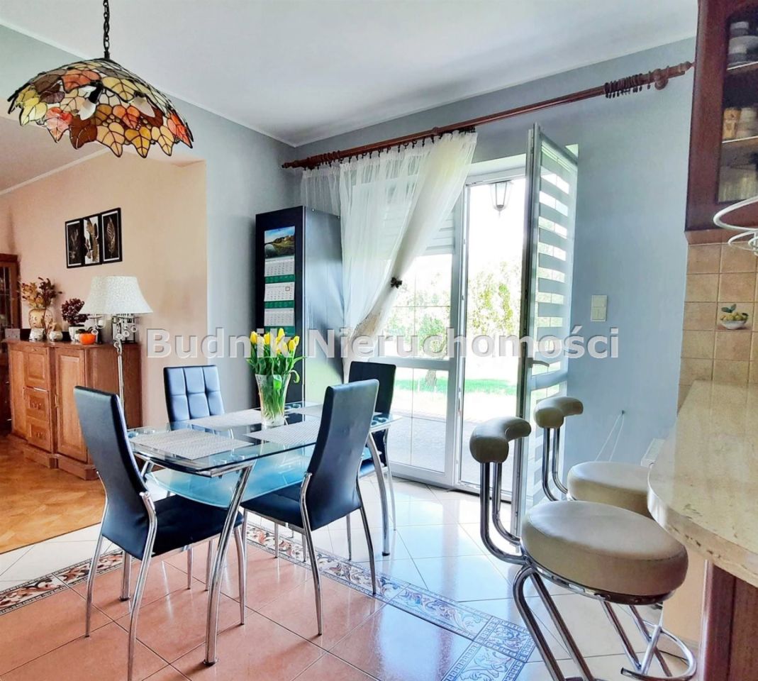 dom wolnostojący, 5 pokoi Stare Babice. Zdjęcie 3