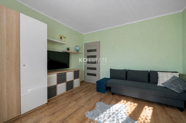 dom szeregowy, 4 pokoje Krępice, ul. Szkolna. Zdjęcie 11