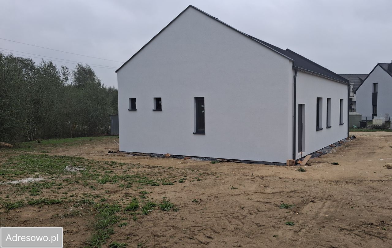 Lokal Skoki, ul. Malinowa. Zdjęcie 5