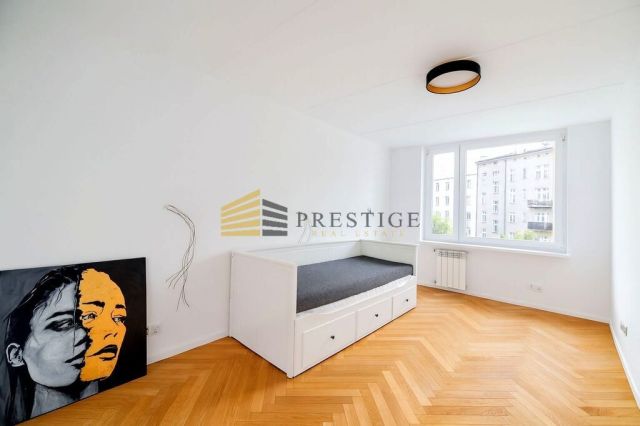 Mieszkanie 3-pokojowe Warszawa Powiśle, ul. Okrąg. Zdjęcie 5