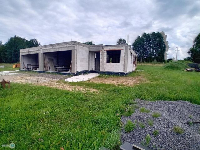 bliźniak, 8 pokoi Miedziana Góra. Zdjęcie 3