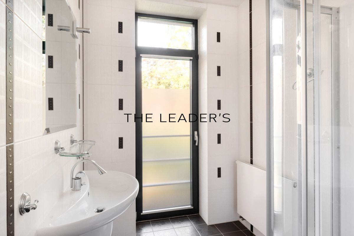 dom wolnostojący, 12 pokoi Konstancin-Jeziorna, ul. Oborska. Zdjęcie 31