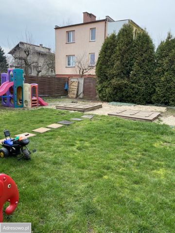 dom wolnostojący, 8 pokoi Legnica, ul. Fiołkowa. Zdjęcie 1