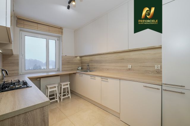 Mieszkanie 2-pokojowe Gdynia Redłowo, ul. Boh. Starówki Warszawskiej. Zdjęcie 2