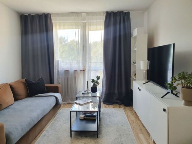 Mieszkanie 3-pokojowe Gdynia Witomino, ul. 2 Morskiego Pułku Strzelców. Zdjęcie 1