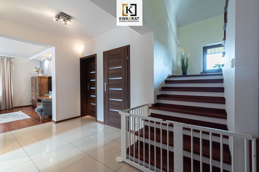 dom wolnostojący, 6 pokoi Barcząca. Zdjęcie 12