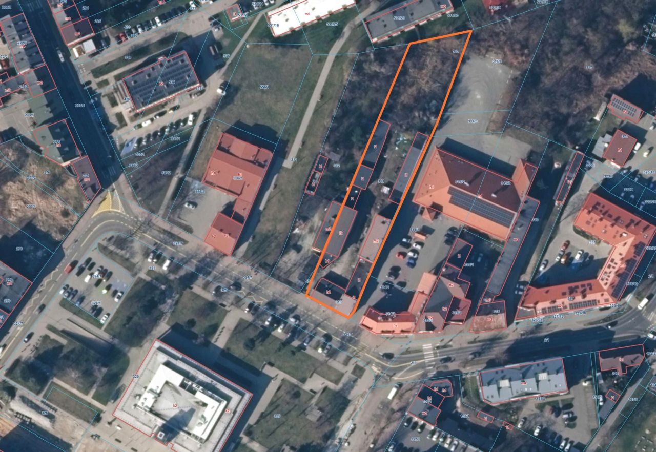 Działka inwestycyjna Zduńska Wola, pl. Wolności. Zdjęcie 1