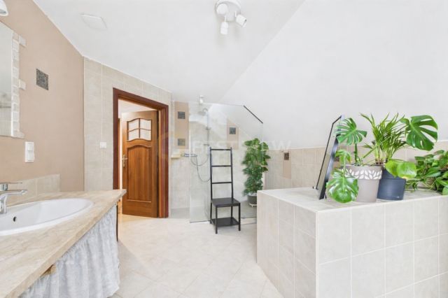 bliźniak, 4 pokoje Łomianki Dolne, al. Fryderyka Chopina. Zdjęcie 15