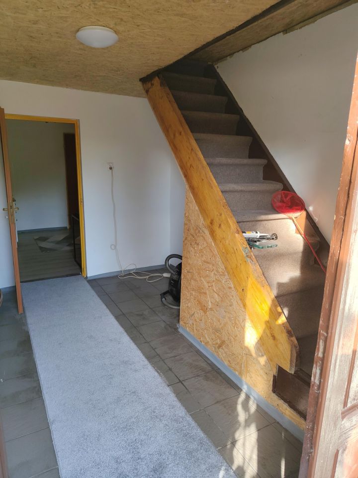 bliźniak, 4 pokoje Lisy, Lisy. Zdjęcie 13