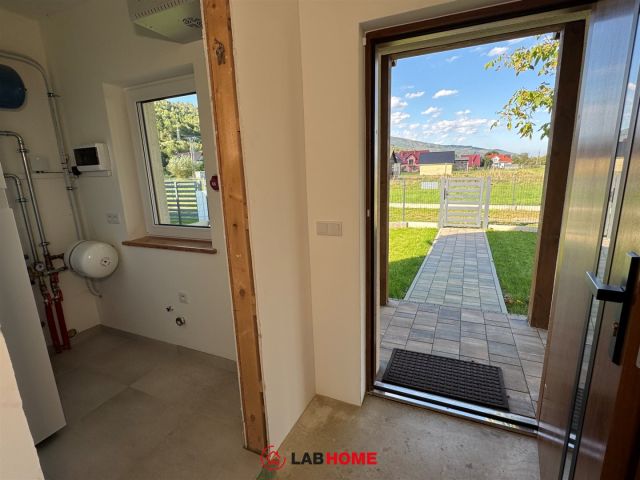 dom wolnostojący, 5 pokoi Cisiec, ul. Trakt Cesarski. Zdjęcie 5