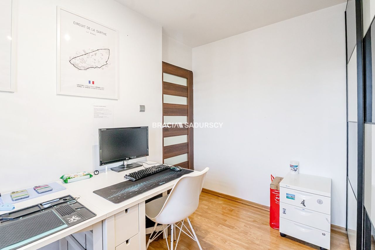 Mieszkanie 3-pokojowe Kraków Prądnik Czerwony, ul. Mieczysława Pszona. Zdjęcie 9