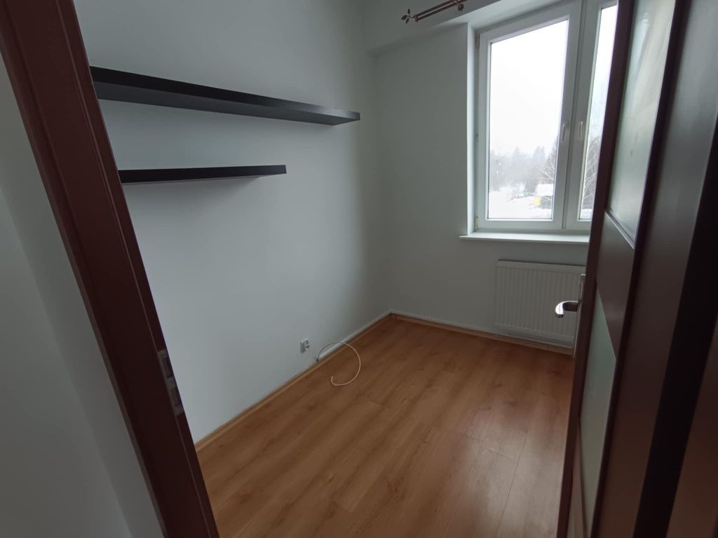 Mieszkanie 2-pokojowe Stare Pieścirogi, ul. gen. Władysława Sikorskiego. Zdjęcie 8