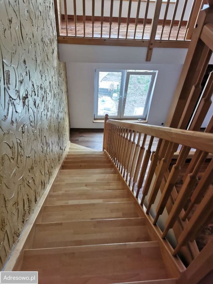 Mieszkanie 4-pokojowe Henryków. Zdjęcie 3