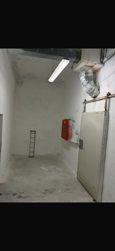 Hala/magazyn Kozły. Zdjęcie 5